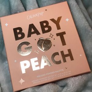 Colourpop Baby got peach eyeshadow palette